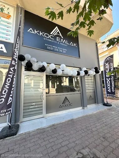 Akkoç Emlak - Kumluca merkez ofisi ve profesyonel gayrimenkul danışmanlık ekibi